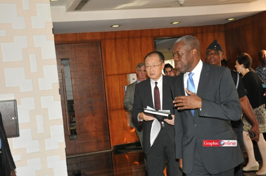 Vice-President Amissah-Arthur welcoming Dr Jim Yong Kim, the President of the World Bank Group, to the Flagstaff House Thursday
